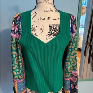 Bailey 44 Green and Multicolor Patterned Blouse. EUC